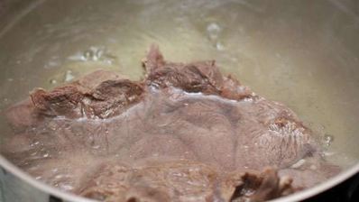 щи из свежей капусты с говядиной