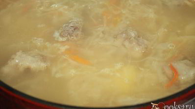 щи с говядиной и квашеной капустой