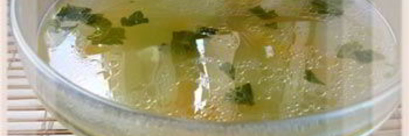 Щи с сельдереем и помидорами в скороварке