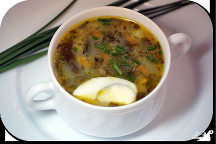 Зеленые щи со щавелем