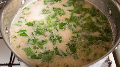 сливочный суп с курицей, беконом и кукурузой