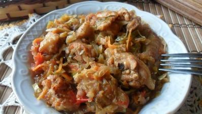 солянка из капусты с мясом свинины