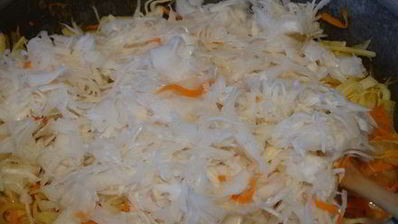 солянка из квашенной капусты с грибами