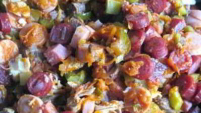 солянка с лимоном и оливками