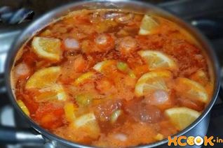 Суп солянка с сосисками