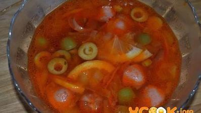 суп солянка с сосисками