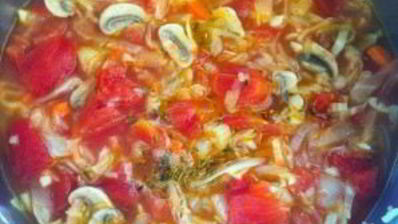 суп из овощей и грибов