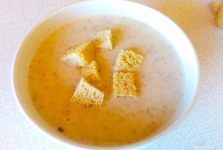 Грибной суп-пюре на курином бульоне