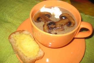 Грибной суп-пюре на молоке из свежих грибов