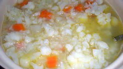 суп-пюре из цветной капусты со сливками и сыром