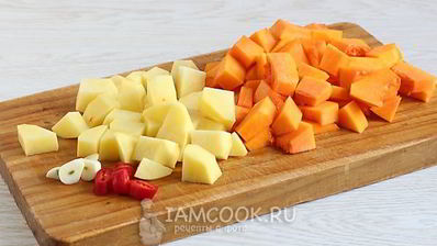 томатно-тыквенный суп-пюре с картофелем