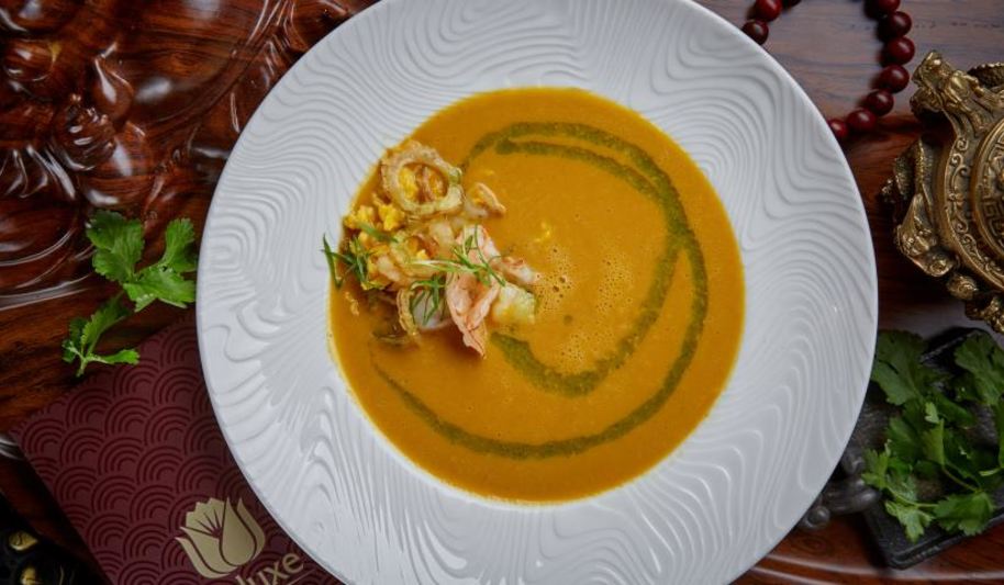Рецепт тыквенного супа пюре и скрэмбл с креветкой