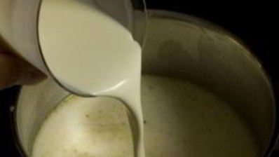 суп с сыром и вином