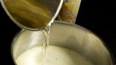 суп с сыром и вином