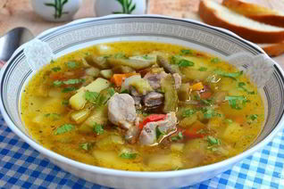 Суп со свининой и овощами