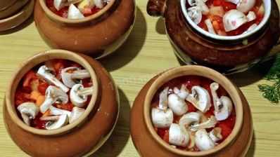 суп в горшочках в духовке