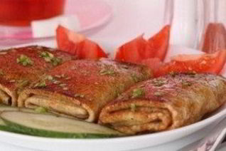 Блинные конвертики с курицей