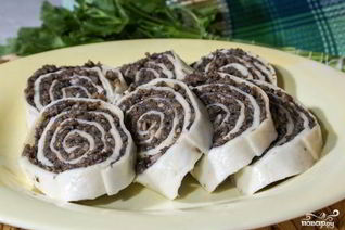 Блинчики из сулугуни с начинкой