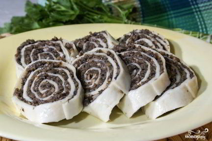 Блинчики из сулугуни с начинкой