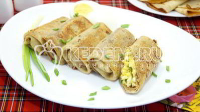 блины с луком и яйцом