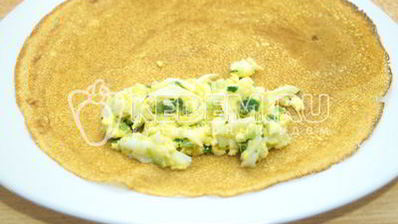 блины с луком и яйцом