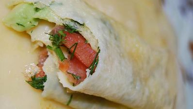 блины с семгой и авокадо