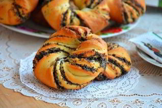 Булочки с маком