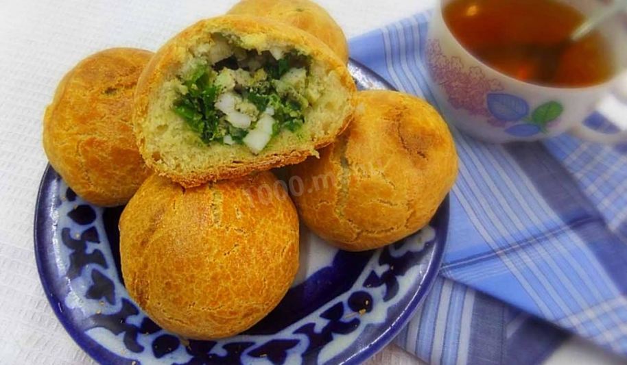 Рецепт булочек с яйцами и зеленью на простокваше