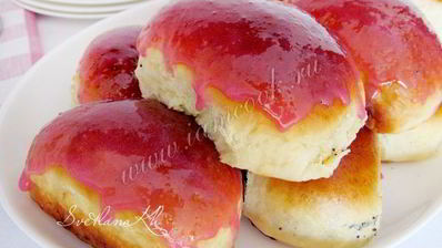 дрожжевые булочки с маком
