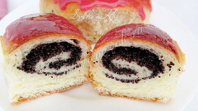 дрожжевые булочки с маком