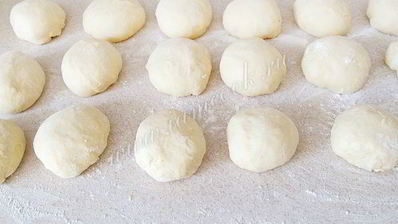 дрожжевые булочки с маком