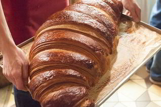 Гигантский круассан