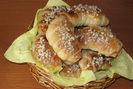 Круассаны с ананасами