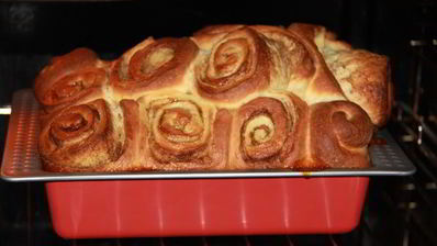 медовые булочки с корицей и орехами