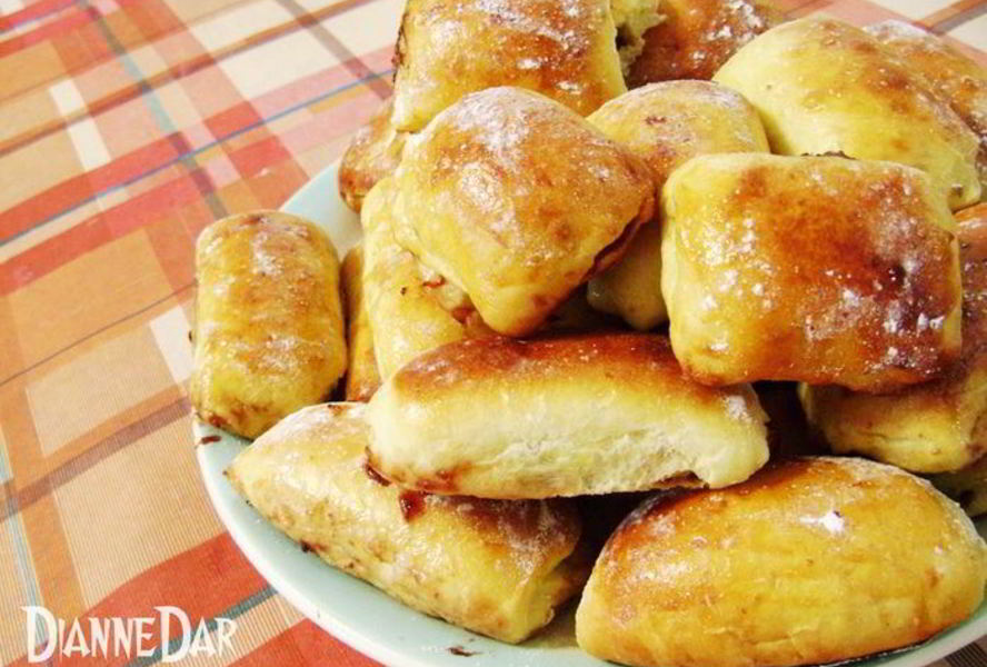 Плюшки дрожжевые с джемом