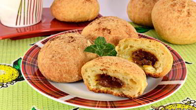 творожные булочки со сгущенкой