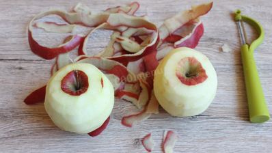 ватрушки с яблочной начинкой и штрейзелем