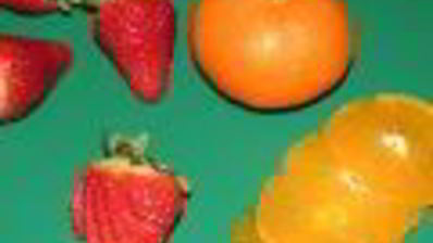 чизкейк без выпечки с сыром маскарпоне, клубникой и фруктами