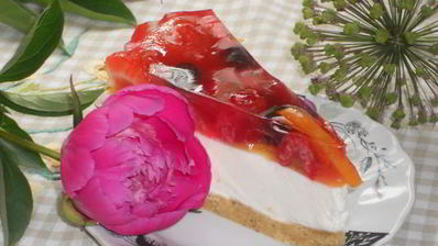 чизкейк с фруктами и желе