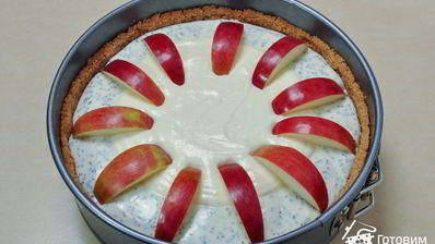 чизкейк с яблоками и маком