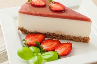 Клубничный чизкейк с белым шоколадом