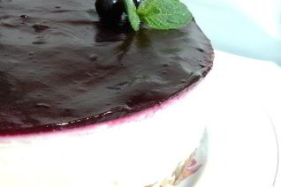 Смородиновый чизкейк на хрустящей основе