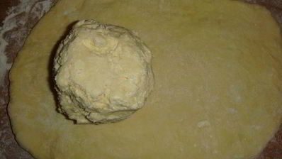 домашние слойки с печенью