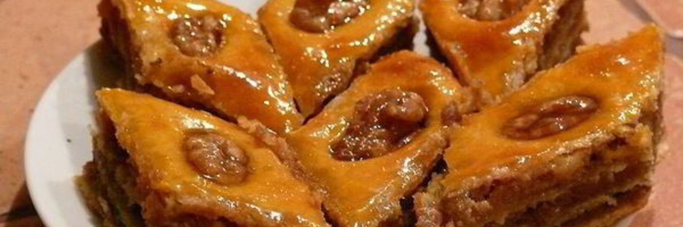 Домашняя пахлава в медовом сиропе