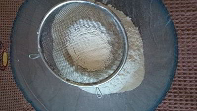 банановый кекс с кедровыми орешками и цедрой лимона