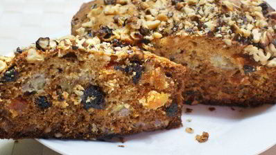 кекс ореховый с сухофруктами
