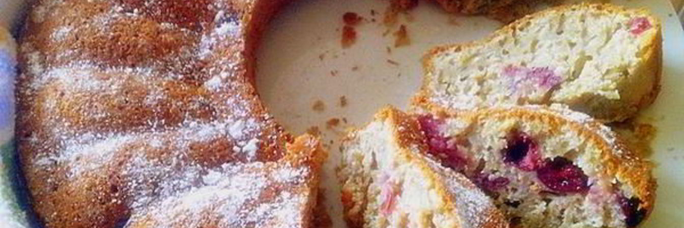 Овсяный кекс с вишней