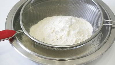 постные шоколадно-вишневые кексы