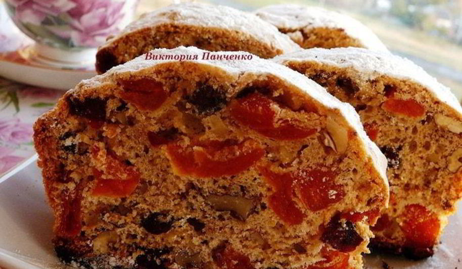 Рецепт пряного кекса с вяленой клюквой, курагой и орехами