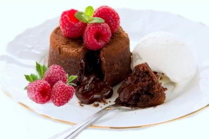 Шоколадный фондан с ликером